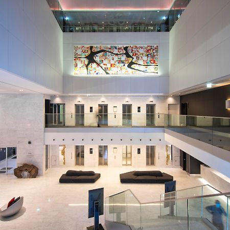 Myriad By Sana Hotels Lisbon Exterior photo The atrium