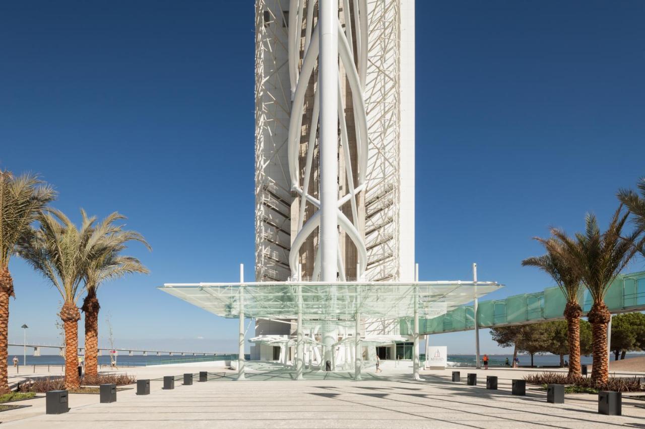 Myriad By Sana Hotels Lisbon Exterior photo The tower's base