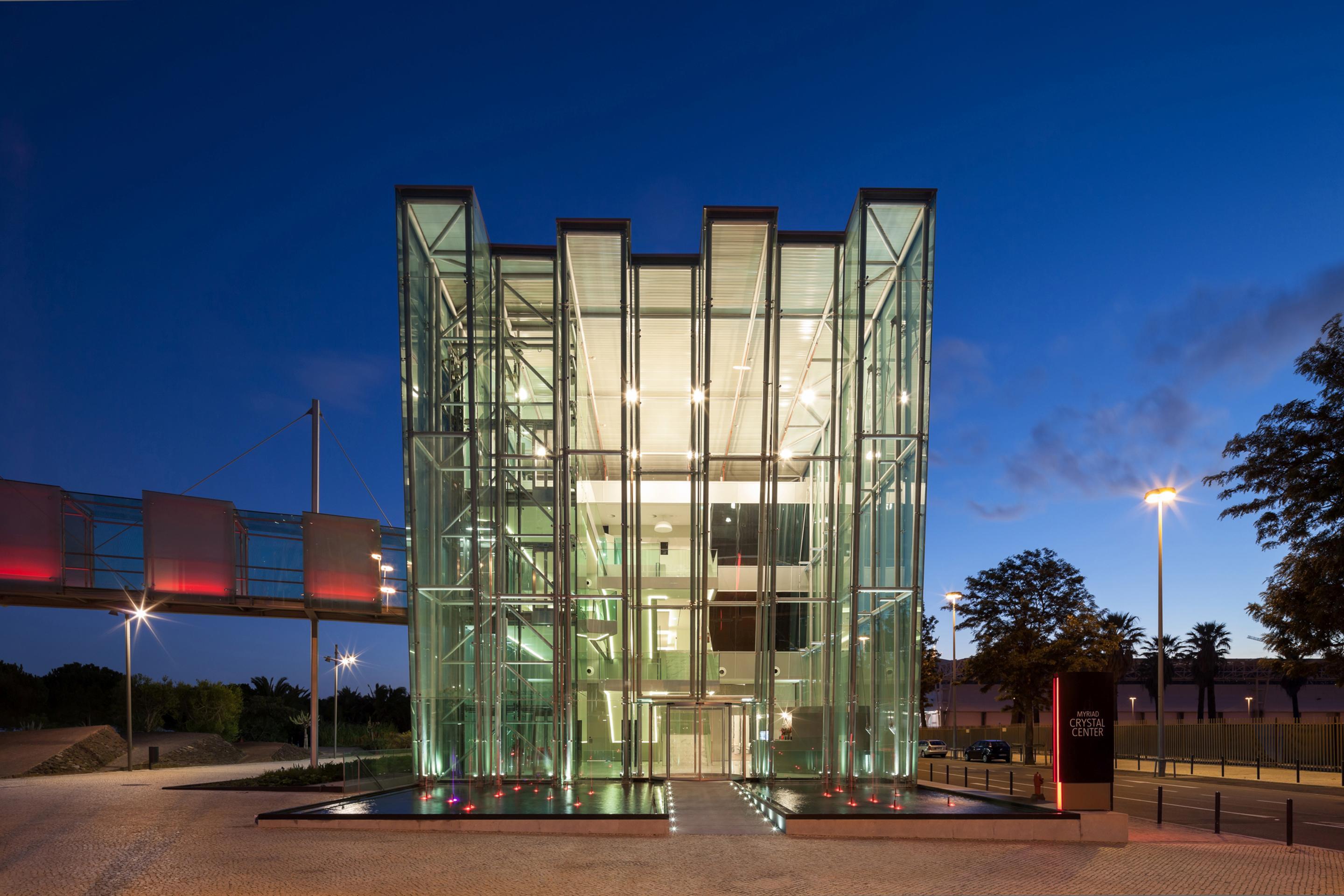 Myriad By Sana Hotels Lisbon Exterior photo The entrance to the station